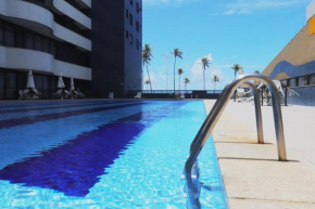 Charme - piscina, praia, camareira e localização
